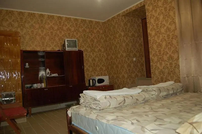 Apartment On Stepana Bandery 37 Постійне Електропостачання Lwów 0*,